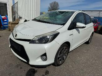 Unfallwagen Toyota Yaris 1.5 AUTOMAAT Full Hybrid Dynamic 2014/2