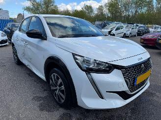 Peugeot e-208 50 kWh Active picture 8