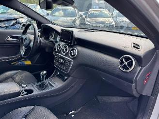 Mercedes A-klasse 180 Ambition picture 14