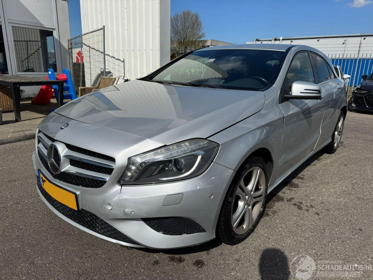 Mercedes A-klasse 180 Ambition