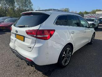 Kia Cee d Sportswagon 1.0 T-GDi GT-Line picture 5