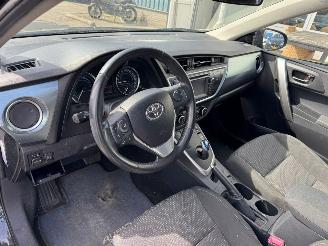 Toyota Auris 1.8 AUTOMAAT Hybrid Aspiration picture 11