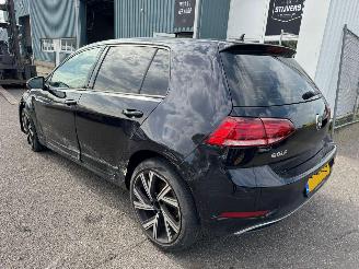 Volkswagen Golf 1.4 TSI Highline picture 3