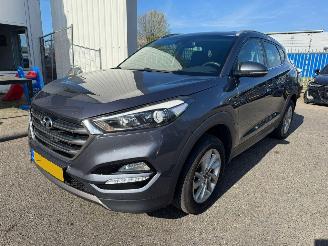 krockskadad bil auto Hyundai Tucson 1.6 GDi Comfort 2016/1