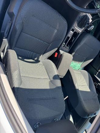 Volkswagen e-Golf e-Golf picture 17