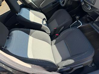 Toyota Yaris Toyota Yaris 1.5 Hybrid Dynamic picture 15