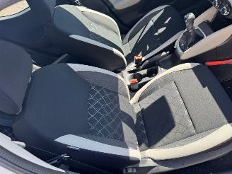 Nissan Micra 1.0 IG-T N-Design picture 11