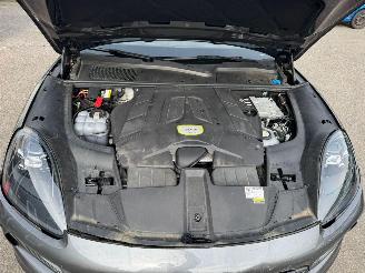 Porsche Cayenne 3.0 AUTOMAAT E-Hybrid picture 8