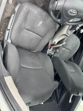 Toyota Auris 1.6-16V Terra picture 18