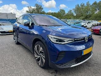uszkodzony samochody osobowe Volkswagen ID.4 First Max 77 kWh 2020/12