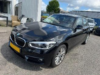 skadebil auto BMW 1-serie 118i  AUTOMAAT Corporate Lease High Executive 2018/11