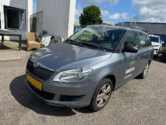 skadebil auto Skoda Fabia Combi 1.2-12V Fresh 2012/2