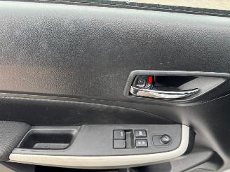 Suzuki Swift 1.2 Select picture 17