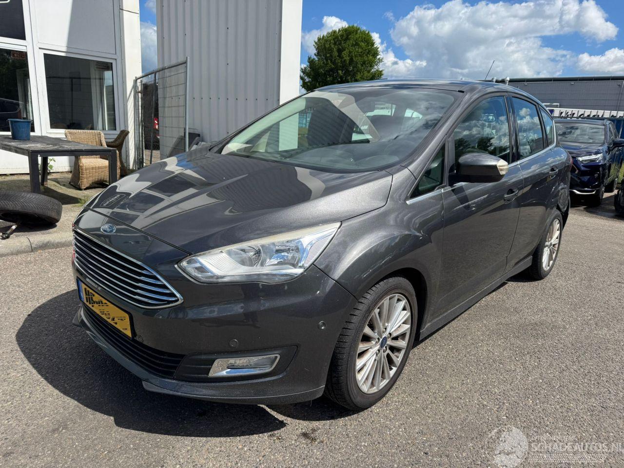 Ford C-Max 1.0 Titanium