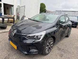 skadebil auto Renault Clio 1.0 TCe 90 Equilibre 2023/9
