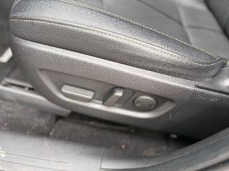 Mazda CX-60 2.5 e-SkyActiv PHEV Homura picture 22