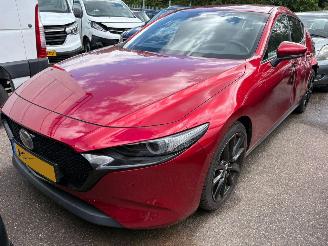 krockskadad bil auto Mazda 3 2.0 e-SkyActiv-X M Hybrid 180 Luxury 2020/7