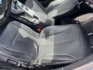 BMW 3-serie 320i AUTOMAAT Executive Sport picture 15