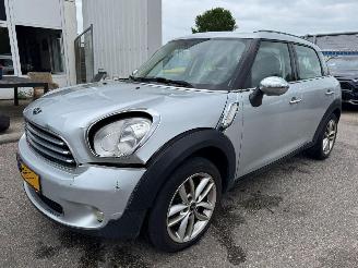 damaged passenger cars Mini Countryman 1.6 AUTOMAAT One Chili 2013/5