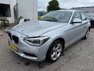 Schadeauto BMW 1-serie 116i AUTOMAAT Upgrade Edition 2013/3