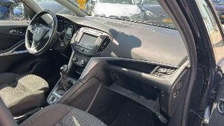 Opel Zafira Tourer picture 16