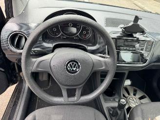 Volkswagen Up! 1.0 picture 8