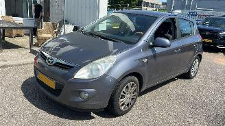 damaged passenger cars Hyundai I-20 1.2i DynamicVersion 2009/3