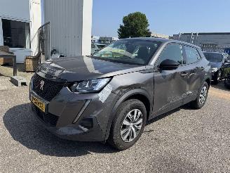skadebil auto Peugeot 2008 1.2 Puretech Active 2022/7