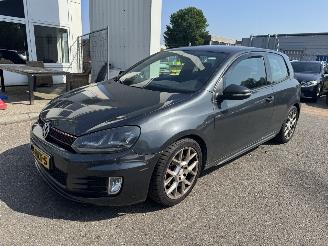 damaged passenger cars Volkswagen Golf 2.0 GTI 2011/1