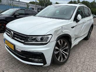 skadebil auto Volkswagen Tiguan 1.5 AUTOMAAT TSI ACT Highline Business R 2019/3
