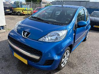 krockskadad bil auto Peugeot 107 1.0-12V XS 2011/6