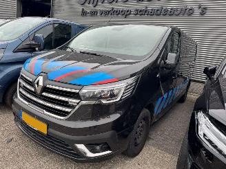 krockskadad bil bedrijf Renault Trafic 2.0 AUTOMAAT dCi 150 T30 L2H1 Work Edition 2023/9