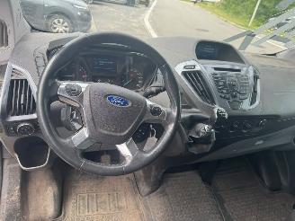 Ford Transit Custom 270 2.2 TDCI L1H1 Limited picture 14