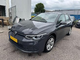Auto incidentate Volkswagen Golf 1.0 AUTOMAAT eTSI Life Business 2020/12