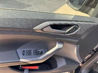 Volkswagen T-Cross 1.0 AUTOMAAT TSI Style picture 17