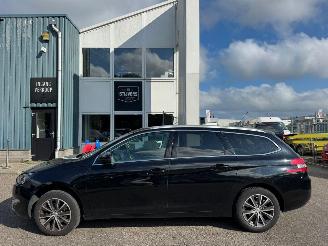 Peugeot 308 SW 1.2 AUTOMAAT  PureTech Blue Lease Premium picture 2