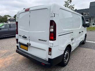 Renault Trafic 2.0 dCi 110 T29 L1H1 Comfort picture 2
