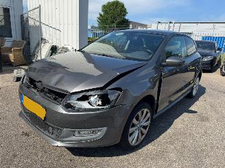 krockskadad bil auto Volkswagen Polo 1.2 Easyline 2010/9