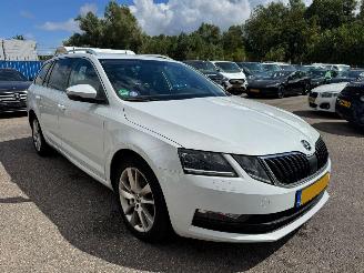 Skoda Octavia Combi 1.5 AUTOMAAT TSI Greentech Business Edition Plus picture 6