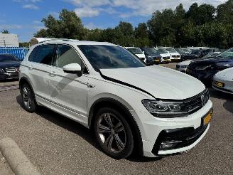 skadebil auto Volkswagen Tiguan 2.0 AUTOMAAT TSI 4Motion Highline Business R 2019/7