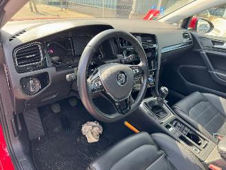 Volkswagen Golf 1.0 TSI Highline Business R picture 10