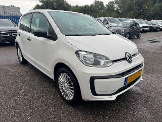 Volkswagen Up! 1.0 BMT up! beats picture 6