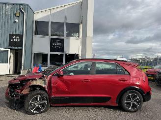 damaged passenger cars Kia Niro 1.6 GDI Hybrid DynamicLine 2024/3