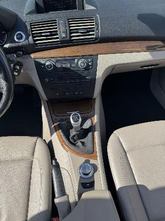 BMW  118i picture 12