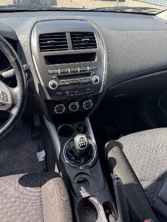 Mitsubishi ASX 1.6 Intense clean Tec picture 15