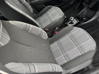 Peugeot 108 1.2 e-VTi AIIure automaat picture 14