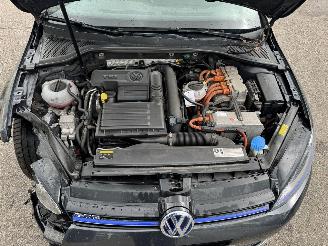 Volkswagen Golf 1.4 TSI GTE picture 15