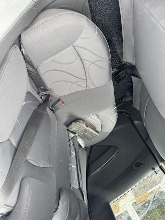 Chevrolet Spark 1.2 16V LT picture 16