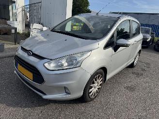 skadebil auto Ford B-Max 1.0 EcoBoost Trend 2012/12