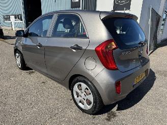 Kia Picanto 1.0 CVVT ISG Airco picture 2